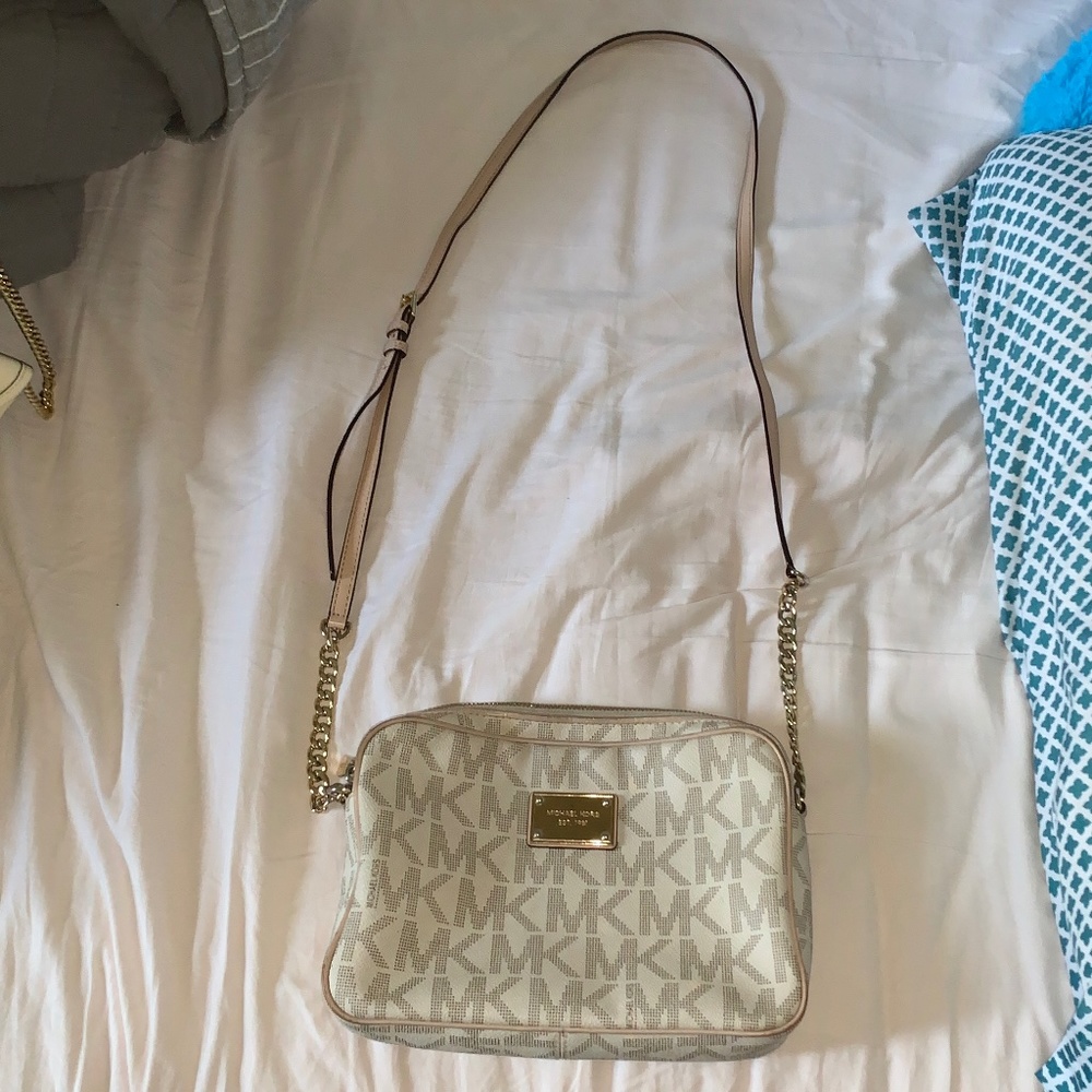 Michael Kors purse